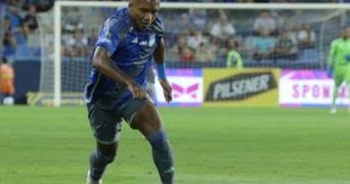 Jhon Jairo Sánchez se suma a los renovados en Emelec