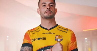 El delantero de Barcelona SC, Octavio Rivero, se mostró contento con la salida de Ariel Holan, pues según él, la energía del equipo cambió.