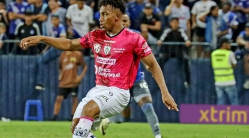 IDV anunció la salida de Anthony Landázuri, quien anotó el gol de penal para ganar la Recopa Sudamericana en 2023.