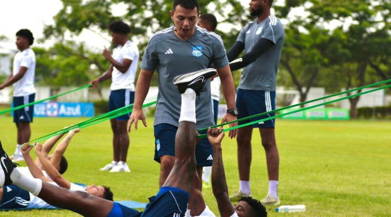 Los jugadores Joao Quiñónez, Diogo Bagui y Facundo Castelli son los ausentes en la lista de convocados de Emelec.