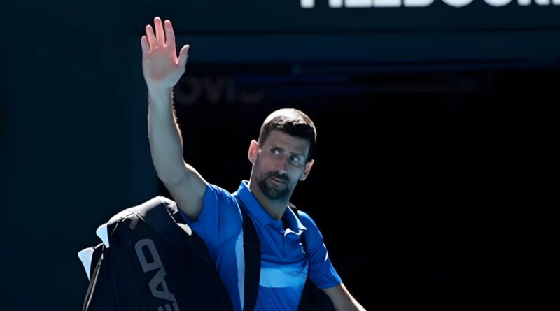 Novak Djokovic, que sufrió un desgarró muscular en los cuartos de final del Australian Open, se retiró tras el primer set de semifinales.