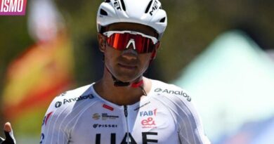 Jhonatan Narváez, ciclista ecuatoriano, ganó la quinta etapa del Tour Down Under y es el líder de la Clasificación General.