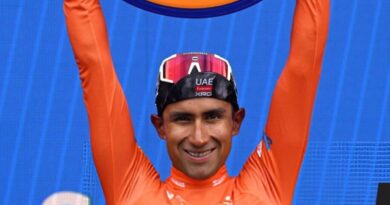 Jhonatan Narváez, ciclista ecuatoriano, se convirtió en el primer latinoamericano en ganar el Tour Down Under de Australia.