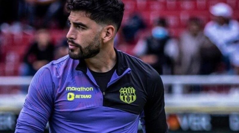 Víctor Mendoza, arquero de Barcelona SC, habló sobre su futuro tras la llegada de José David Contreras y la posible incorporación de Ignacio de Arruabarrena.