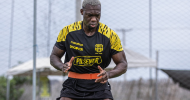 Felipe Caicedo realizó su primera práctica con Barcelona SC