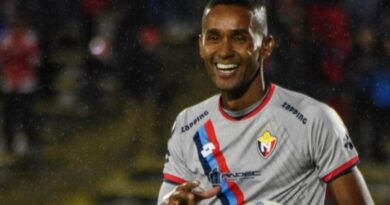 La Copa Libertadores elogió dos goles que Fidel Martínez ha marcado en esta competición con El Nacional y con Barcelona SC.