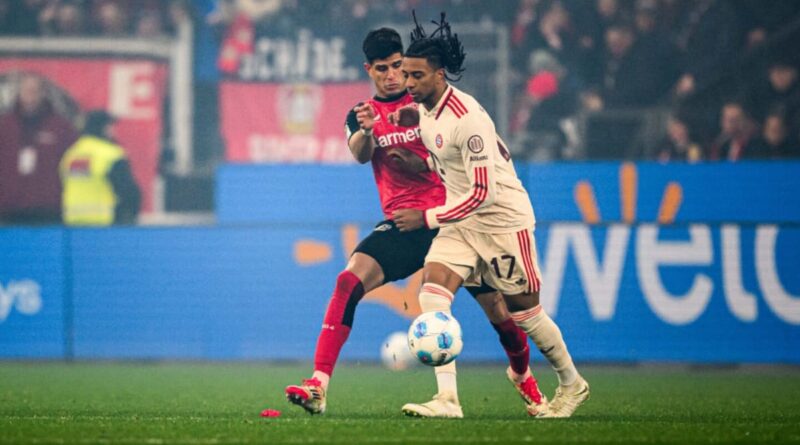 Bayer Leverkusen, con Piero Hincapié como titular los 90 minutos, igualó 0 a 0 ante el Bayern Múnich, el líder de la Bundesliga.