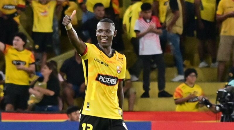 Janner Corozo anotó dos goles para Barcelona SC, en la goleada de 3-0 contra Corinthians por la Conmebol Libertadores.