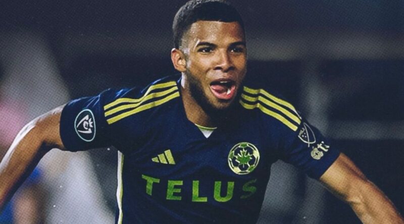 Pedro Vite, ecuatoriano que juega en el Vancouver, anotó un golazo y llevo al equipo a la final de la Concachampions.