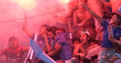 La LigaPro dio a conocer el acta de sanciones y Emelec deberá pagar 3.600 dólares por el uso de pirotecnia y lanzamiento de objetos.