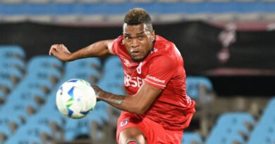 Universidad Católica vence 1-3 a Cerro Largo y es líder absoluto con 10 puntos en el Grupo G.