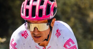 Los ciclistas ecuatorianos Richard Carapaz, Alexander Cepeda y Jefferson Cepeda buscarán brillar en el Giro de Italia 2025.
