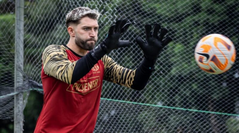 Barcelona SC no podrá contar con una de sus figuras, José David Contreras, para enfrentar a Universidad Católica.