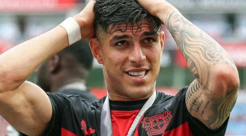 Piero Hincapié, defensor ecuatoriano del Bayer Leverkusen, estaría presionando al club para fichar por el Real Madrid.