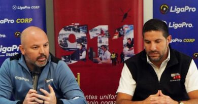 Miguel Ángel Loor, presidente de LigaPro, firmó un convenio de cooperación interinstitucional con el ECU 911.