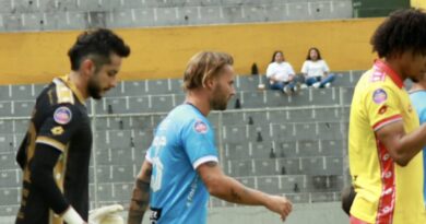 Sorpresa en Chillogallo. Manta FC se llevó un punto del estadio Gonzalo Pozo Ripalda luego de empatar 1 a 1 con SD Aucas.