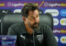 Eduardo Álvarez, director deportivo de LDU, salió en defensa de Pablo ‘Vitamina’ Sánchez tras las criticas de la hinchada.