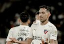 Liga de Quito goleó 3-0 a Central Córdoba y clasificó a los octavos de final de la Copa Libertadores 2025.