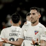 Liga de Quito goleó 3-0 a Central Córdoba y clasificó a los octavos de final de la Copa Libertadores 2025.