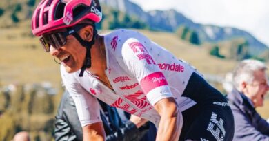 Richard Carapaz atacó y se consolidó en el segundo lugar de la General tras la etapa 19 del Giro de Italia.