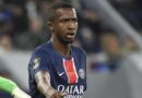 Willian Pacho, defensor ecuatoriano del PSG, jugará la final de la Champions League ante el Inter este sábado 31 de mayo.