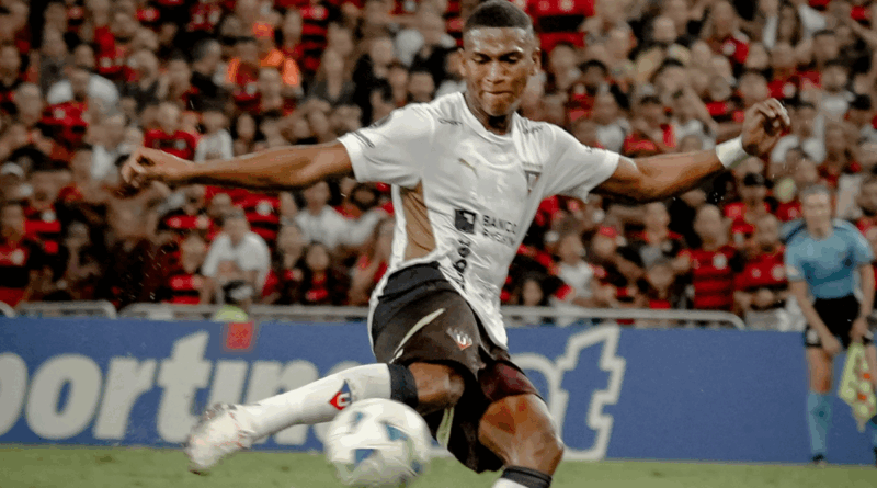 Carlos Gruezo se pierde el duelo entre LDU y Central Córdoba
