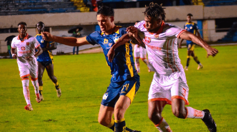 Delfín SC sorprende y vence a Libertad en Loja