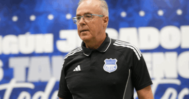 ¿Por qué Emelec gana de visita, pero pierde de local?