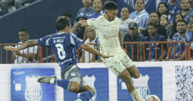 Emelec supera a Orense con un gol de Jaime Ayoví