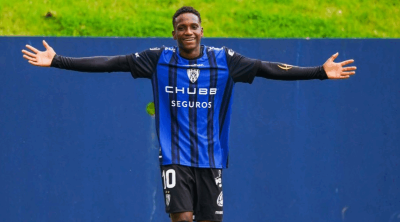 Darwin Guagua marca ante LDU Sub-19 en el campeonato de formativas