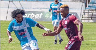 Manta FC empata ante un duro Vinotinto