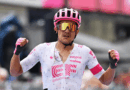 Richard Carapaz ya está en el podio del Giro de Italia