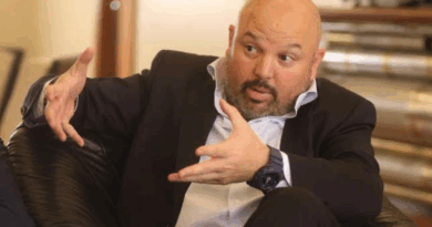 Miguel Loor: “Dejen de piratear y se soluciona todo”