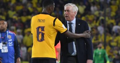 Willian Pacho, defensor de la Selección de Ecuador, fue elegido el mejor jugador del partido en el empate 0-0 con Brasil.