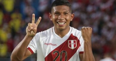 Edison Flores, delantero de la Selección de Perú, analizó a Ecuador, su próximo rival en las Eliminatorias Sudamericanas.