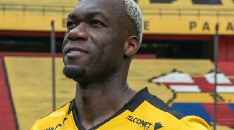 Felipe Caicedo, delantero de Barcelona SC, confirmó que quiere continuar en el club pese a que no ha tenido continuidad.