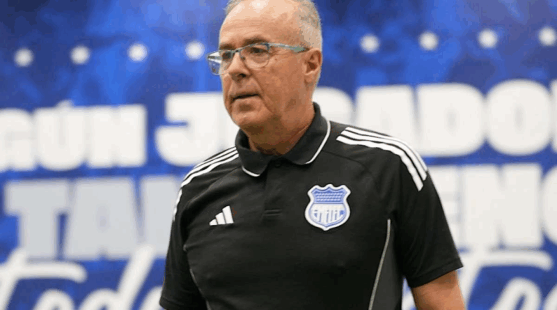 Jorge Célico deja el cargo de entrenador de Emelec