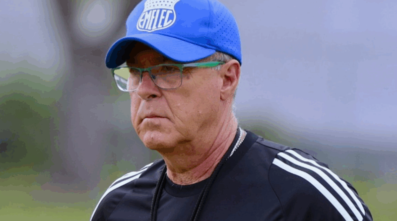 ¿La salida de Jorge Célico es la solución en Emelec?