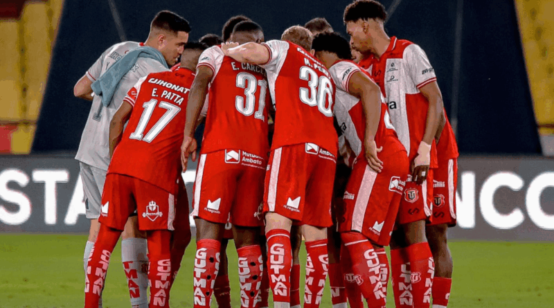 Técnico Universitario separará a José Hernández por supuesta indisciplina.