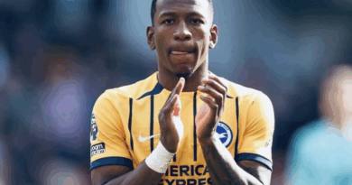 Brighton rechaza una oferta del AC Milan por Pervis Estupiñán