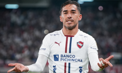 Lisandro Alzugaray se despide de Liga de Quito y jugará en Universitario de Perú