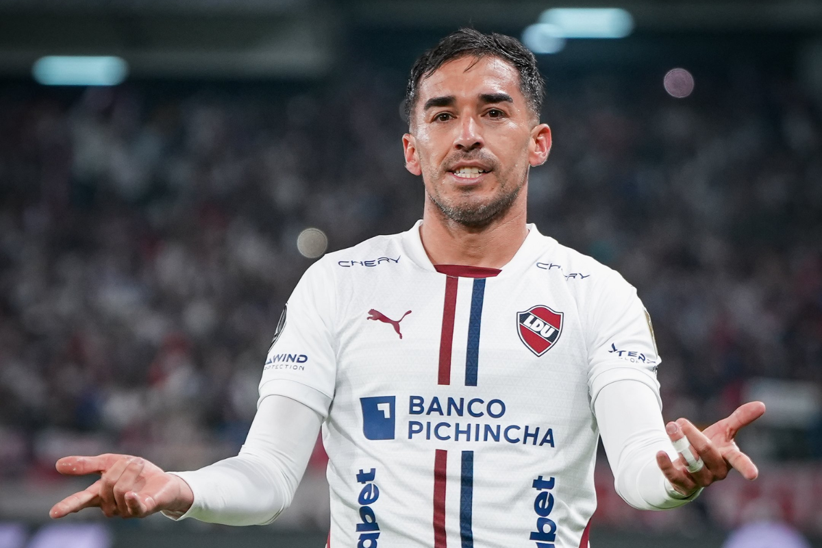 Lisandro Alzugaray se despide de Liga de Quito y jugará en Universitario de Perú