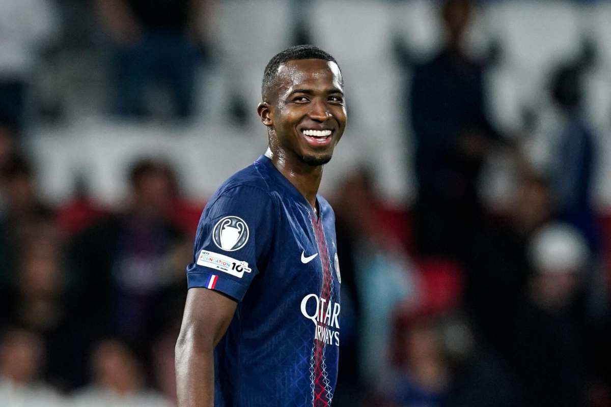 Willian Pacho es el segundo ecuatoriano con más títulos en Europa