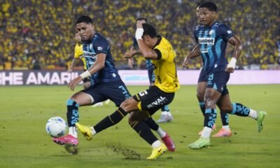 Barcelona SC y Guayaquil City se enfrentaron en el estadio Monumental en la Noche Amarilla 2026. Foto: API