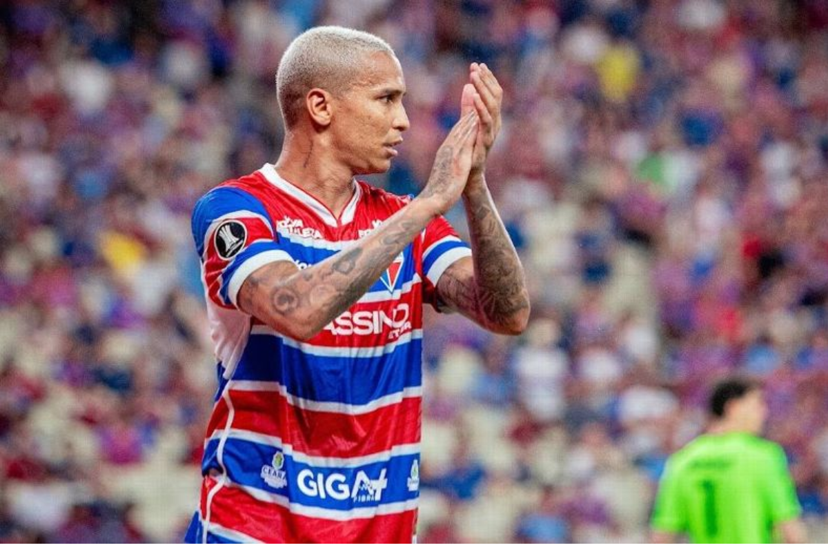 Liga de Quito negocia el fichaje de Deyverson