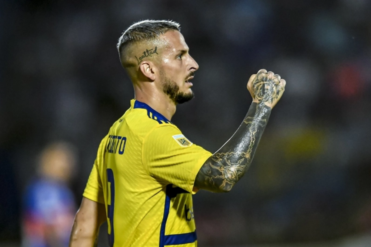 Darío Benedetto llega a Guayaquil para firmar por Barcelona SC