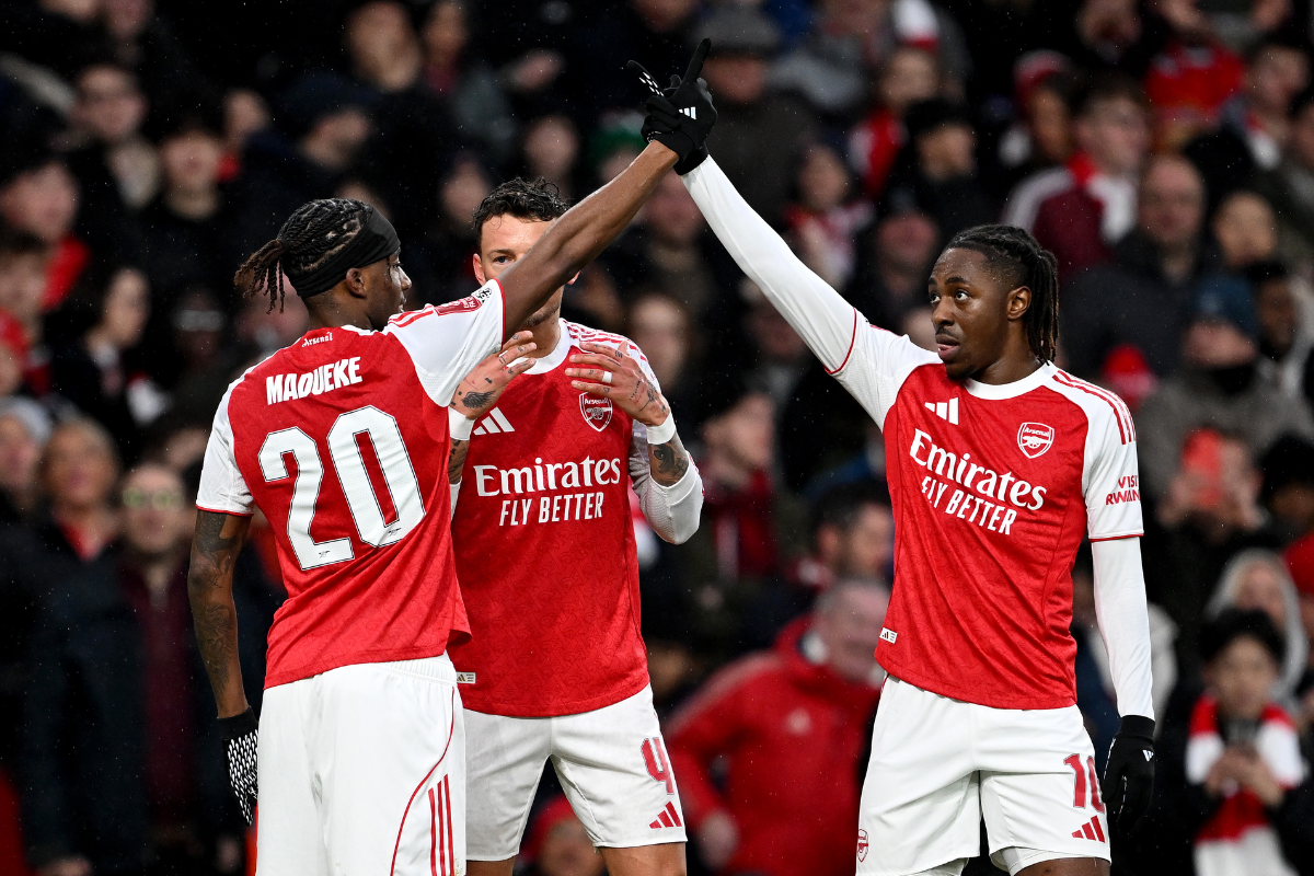 El Arsenal, de Piero Hincapié, clasificó en la FA Cup