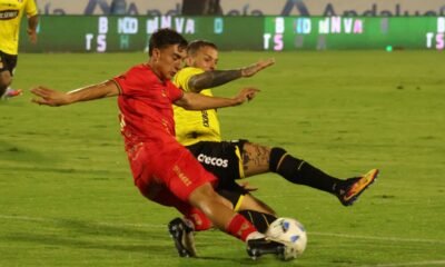 Darío Bennedeto jugó de titular en su primer partido con Barcelona SC, en la Noche Amarilla Quito, el 13 de diciembre del 2026.