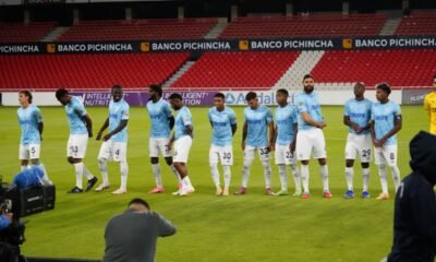 El plantel de Universidad Católica asistió al estadio Rodrigo Paz, el 21 de febrero, en desacuerdo con la LigaPro. Foto: API