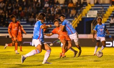 Libertad FC y Manta se enfrentaron en el estadio Reina del Cisne de Loja. Foto: API